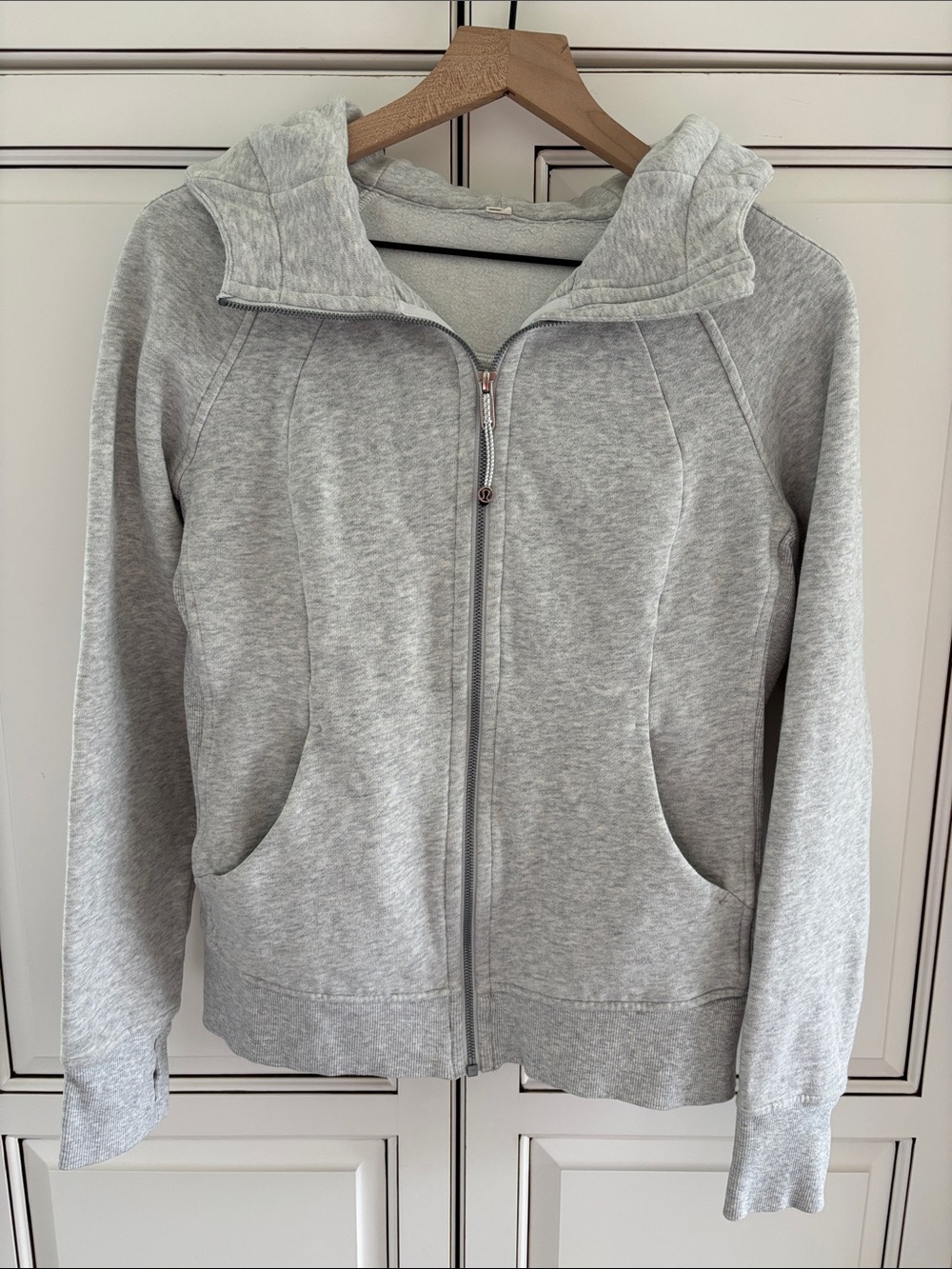 Lululemon Scuba Hoodie Heather Gray Full Zip Sweatshirt Women’s Size 8 NEW